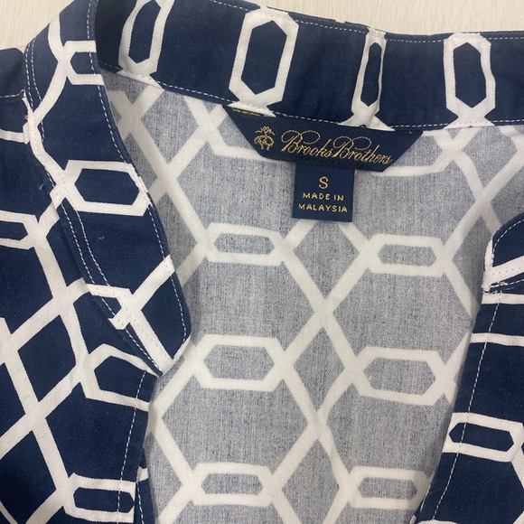 ⚡️SALE⚡️Brooks Brothers V Neck Geometric Pattern Cotton Tunic - Picture 3 of 4